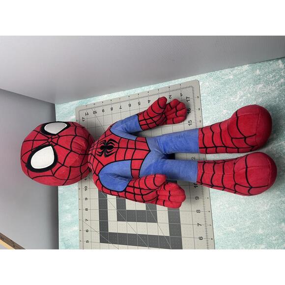Spider-Man Plush Toy - Picture 3 of 4